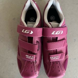 Cycle Spin Shoes Size 7/38 by Garneau